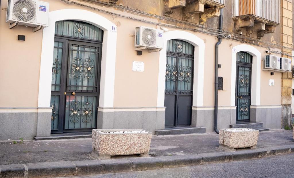 The House Of Evelyn Villa Catania Exterior photo